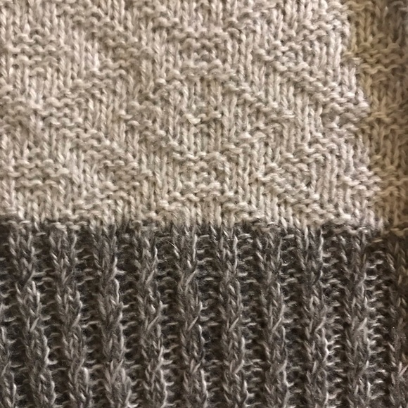 Faded Glory 1X Shades of Gray Sweater - Picture 2 of 7